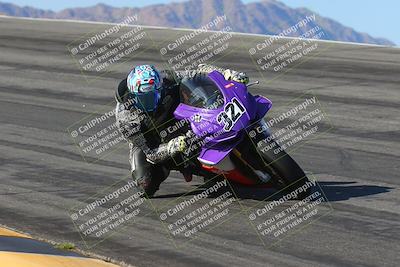 media/Mar-21-2025-CVMA Friday Practice (Fri) [[30cd4fe323]]/2-Racer 1/Session 2 (Bowl)/